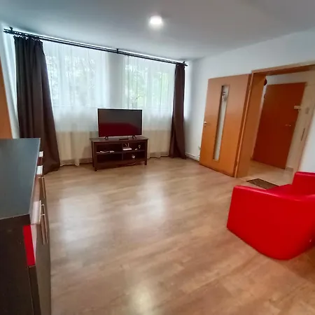 Park Apartment *